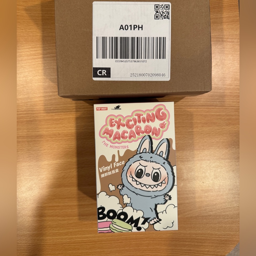 NIB authentic Labubu Exciting Macaron Chestnut Cocoa - Secret - Picture 2 of 6